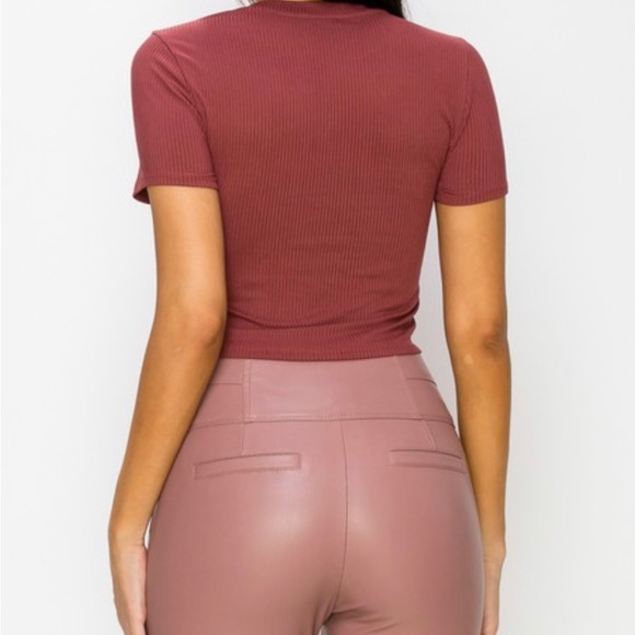 Pearl detail top in burgundy - Picture 4 of 6